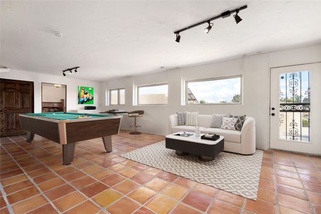 100 Rancho Alegre, Santa Fe, NM 87508