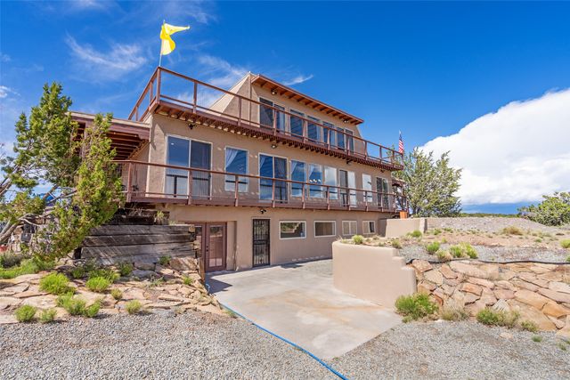 100 Rancho Alegre, Santa Fe, NM 87508