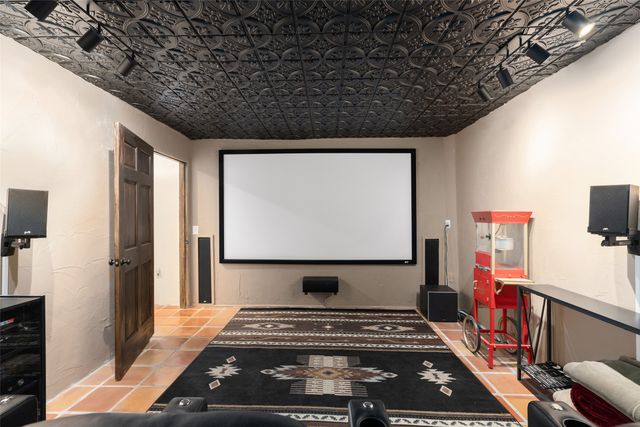 100 Rancho Alegre, Santa Fe, NM 87508