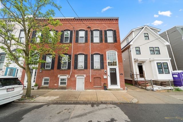 823 East Third Street, Boston, MA 02127