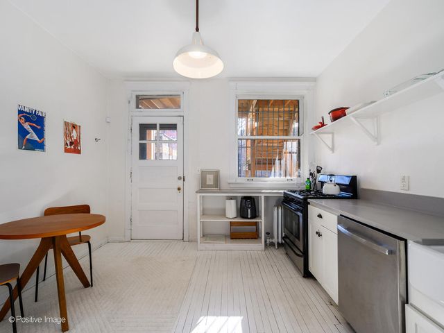 1365 E 52nd Street 1E, Chicago, IL 60615