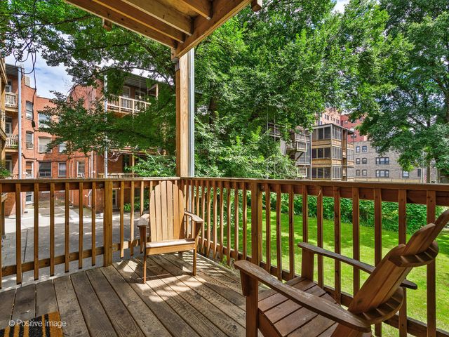 1365 E 52nd Street 1E, Chicago, IL 60615