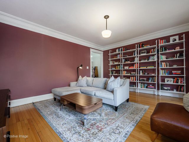 1365 E 52nd Street 1E, Chicago, IL 60615