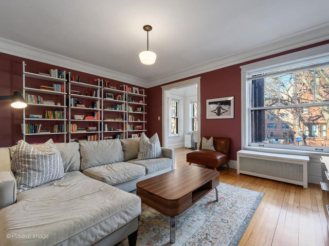 1365 E 52nd Street 1E, Chicago, IL 60615