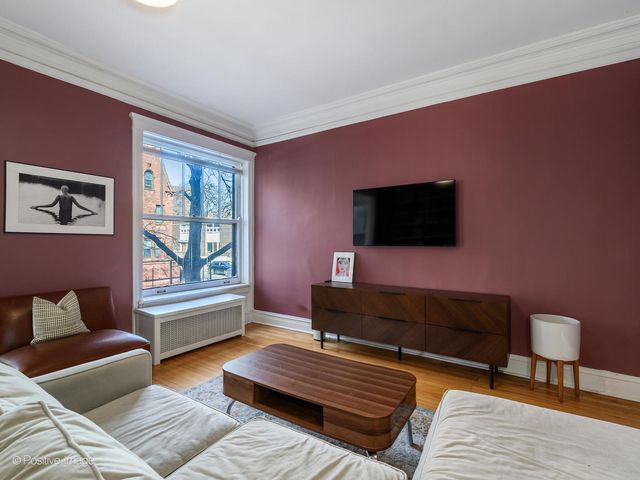 1365 E 52nd Street 1E, Chicago, IL 60615