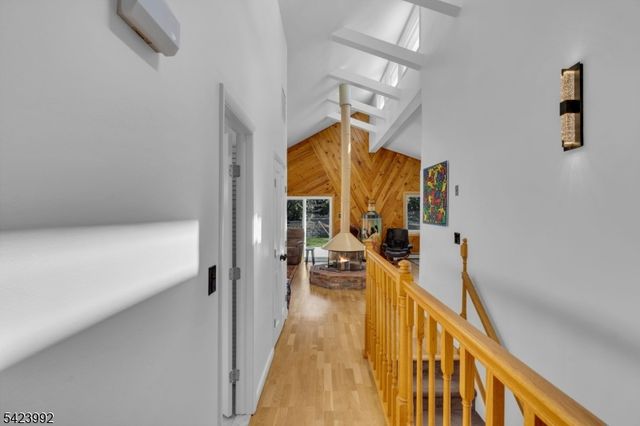 66 Salmon Rd, Roxbury Twp., NJ 07850