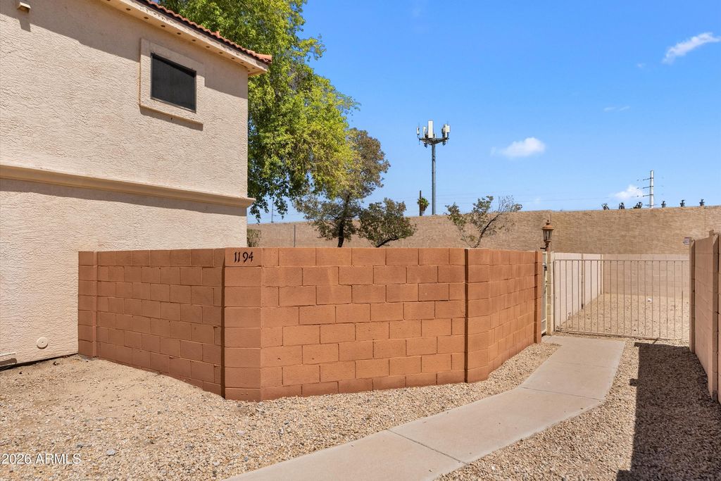 Image 25 of property listing at 15650 N 19TH Avenue 1194, Phoenix, AZ 85023