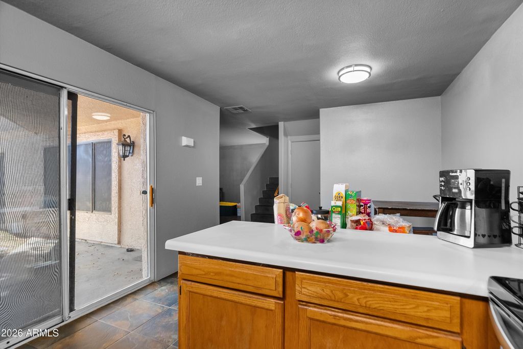 Image 7 of property listing at 15650 N 19TH Avenue 1194, Phoenix, AZ 85023