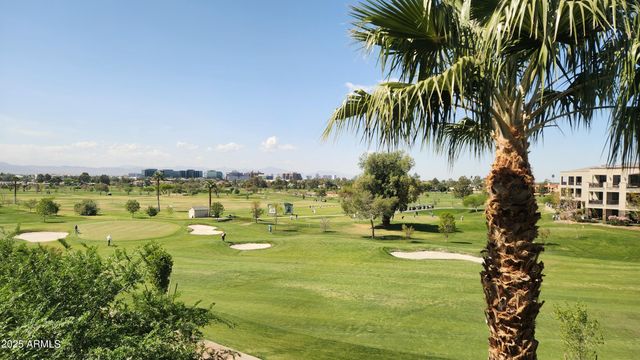 8 BILTMORE Estate 325, Phoenix, AZ 85016