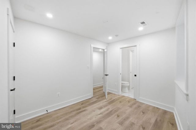1933 CALVERT ST NW, Washington, DC 20009