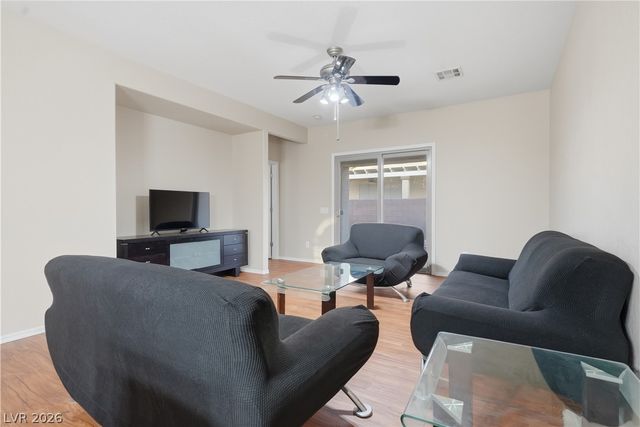 3872 Paint Court, Las Vegas, NV 89122