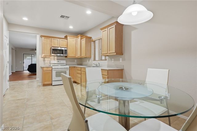 3872 Paint Court, Las Vegas, NV 89122