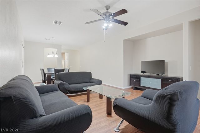 3872 Paint Court, Las Vegas, NV 89122