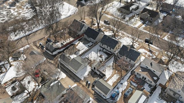 3808 Vera Cruz Avenue N, Robbinsdale, MN 55422