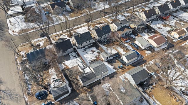 3808 Vera Cruz Avenue N, Robbinsdale, MN 55422