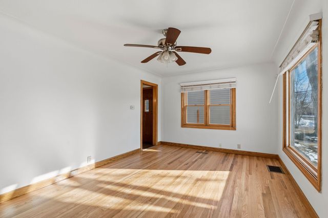 3808 Vera Cruz Avenue N, Robbinsdale, MN 55422