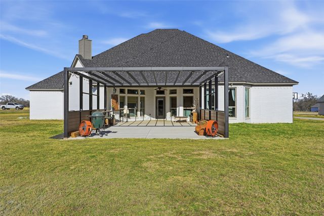 133 Heritage Springs Drive, Weatherford, TX 76087