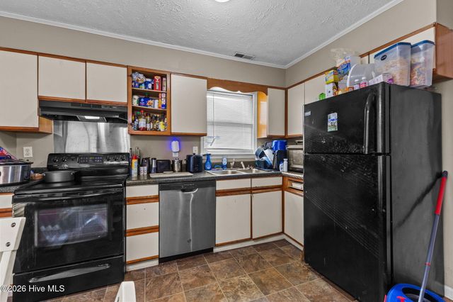 2967 Peacock Street, Hope Mills, NC 28348