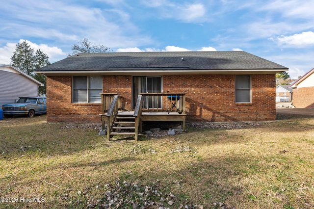 2967 Peacock Street, Hope Mills, NC 28348