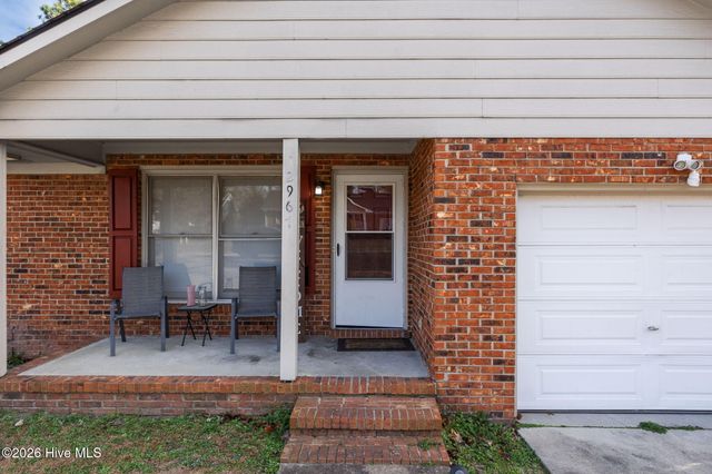 2967 Peacock Street, Hope Mills, NC 28348