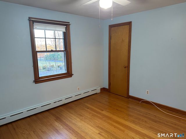 989 North Farms Road, Wallingford, CT 06492