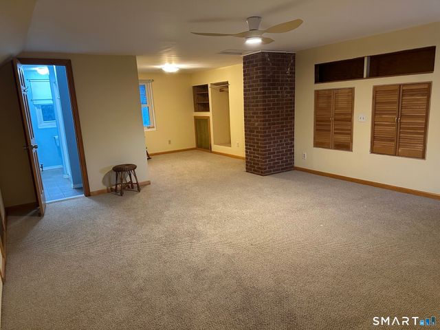 989 North Farms Road, Wallingford, CT 06492