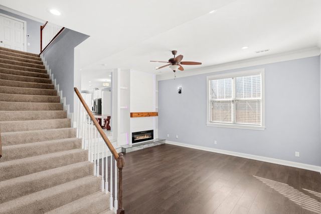 239 E Bledsoe St, Gallatin, TN 37066