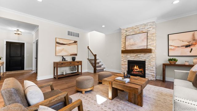 132 River Drive, Milford Village, MI 48381