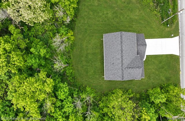 132 River Drive, Milford Village, MI 48381