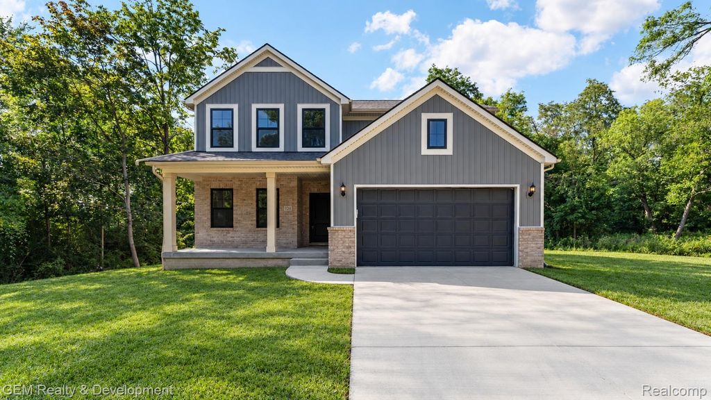 132 River Drive, Milford Village, MI 48381