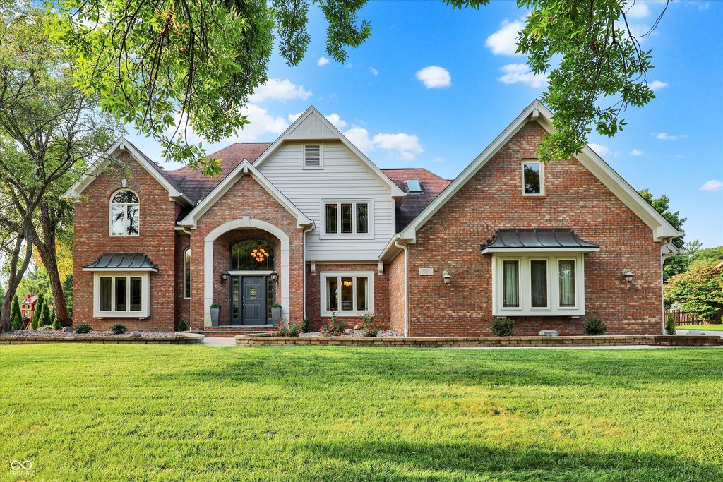 1408 Eagle Trace Drive, Greenwood, IN 46143