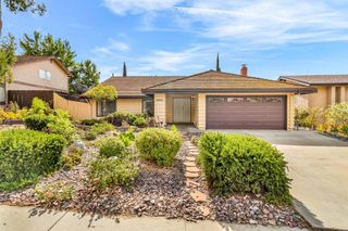 10021 Canyontop Street, Spring Valley, CA 91977