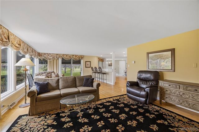 465 Fort Gray Drive, Lewiston, NY 14092