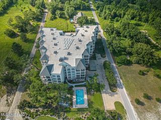 1100 W Beach Boulevard, 203, Pass Christian, MS 39571