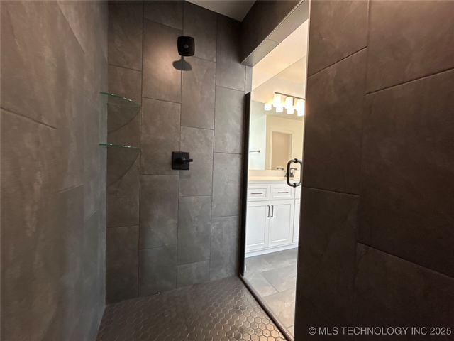 10328 E 132nd Street S, Bixby, OK 74008