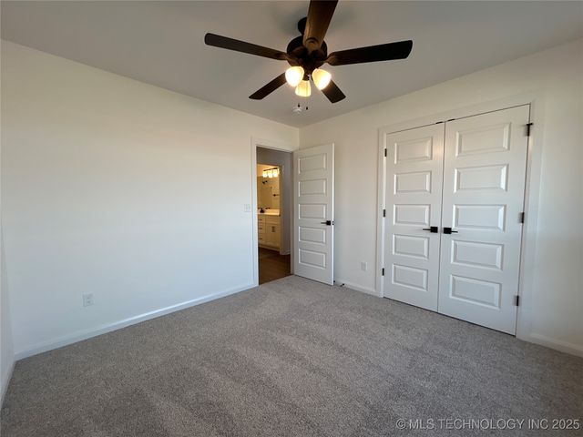 10328 E 132nd Street S, Bixby, OK 74008