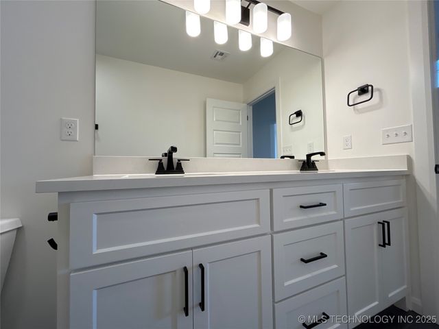 10328 E 132nd Street S, Bixby, OK 74008