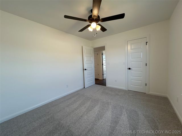 10328 E 132nd Street S, Bixby, OK 74008