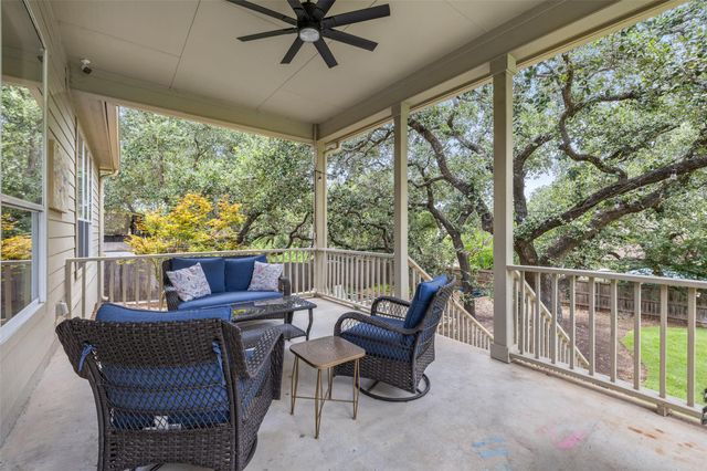 300 Errol DR, Spicewood, TX 78669