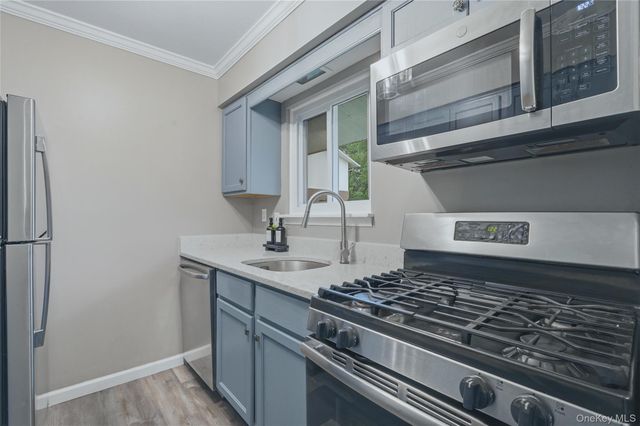 321 Titusville Road F106, Poughkeepsie, NY 12603