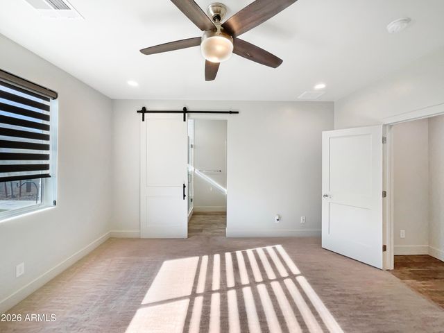 1005 E WELDON Avenue, Phoenix, AZ 85014