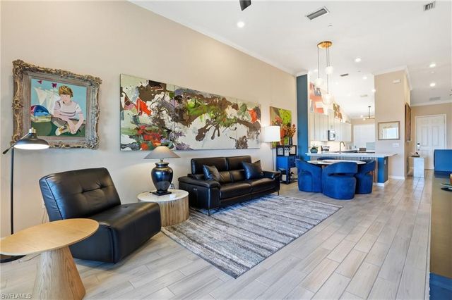 11861 Venetian Lagoon DR # 203, Fort Myers, FL 33913