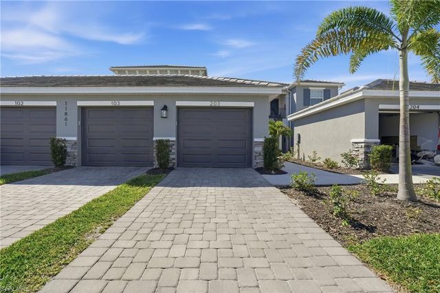 11861 Venetian Lagoon DR # 203, Fort Myers, FL 33913