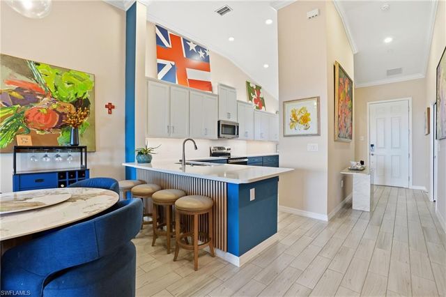 11861 Venetian Lagoon DR # 203, Fort Myers, FL 33913