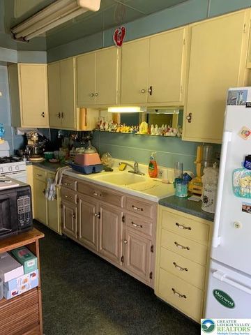 735 Front Street, Catasauqua Boro, PA 18032