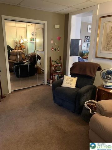 735 Front Street, Catasauqua Boro, PA 18032