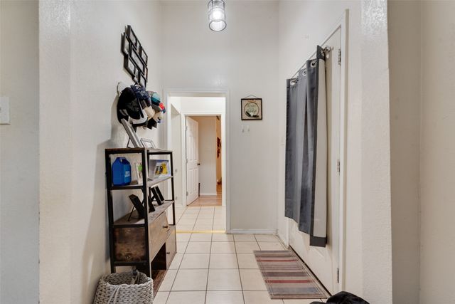 204 New York Avenue, Fort Worth, TX 76104