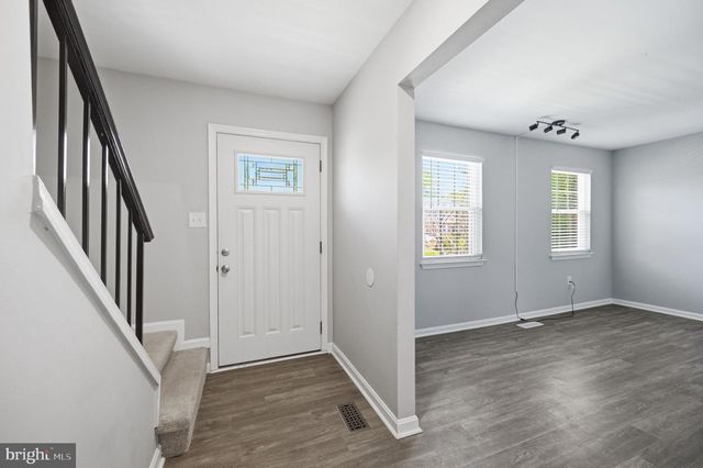 6079 PONHILL DR, Woodbridge, VA 22193