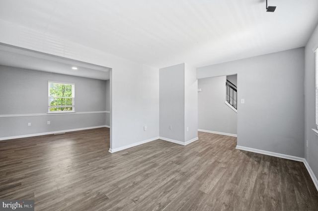 6079 PONHILL DR, Woodbridge, VA 22193