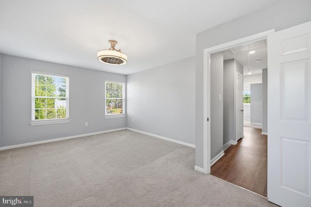 6079 PONHILL DR, Woodbridge, VA 22193